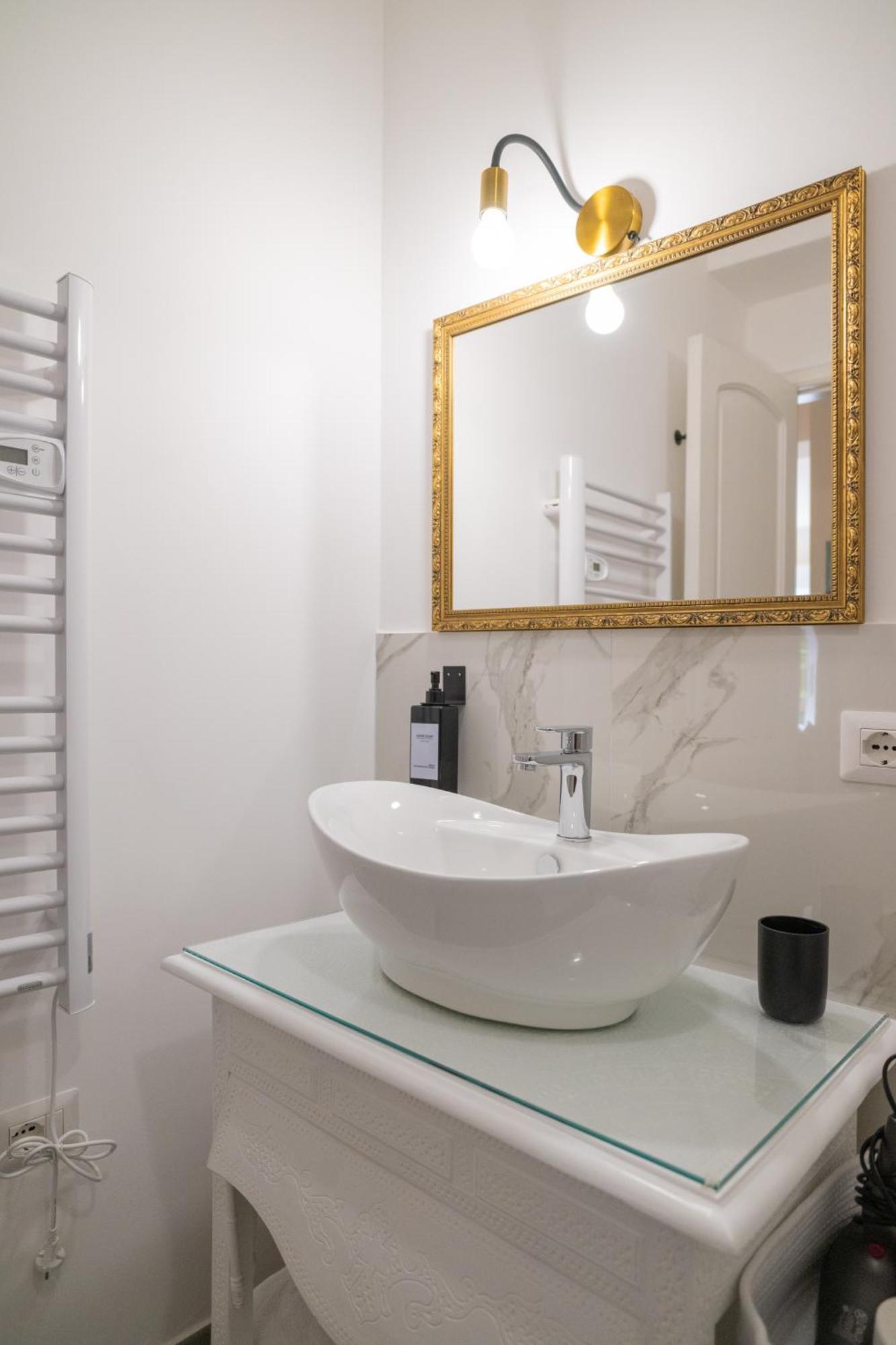 Atenasio Garden Suite, Elegance & Relaxation In The Heart Of Taormina